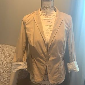 Tan 3/4 length sleeve dress jacket